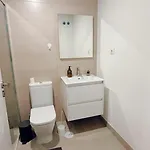Apartament Elegant With Pool And Parking By Bebalmy