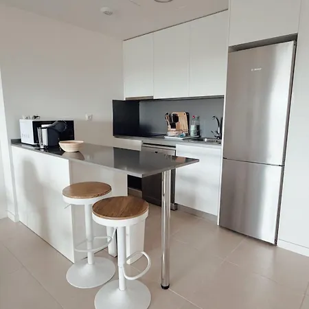 Elegant With Pool And Parking By Bebalmy Apartament Estepona