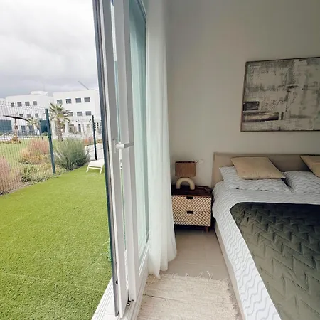 Elegant With Pool And Parking By Bebalmy Apartament *