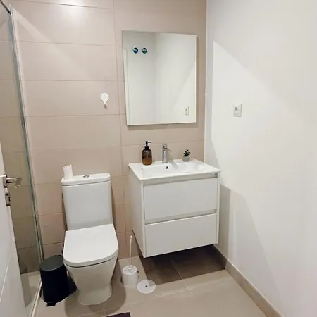 Apartament Elegant With Pool And Parking By Bebalmy